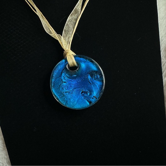 Multi Color Glass Brown Pendant Necklace - Picture 3 of 8